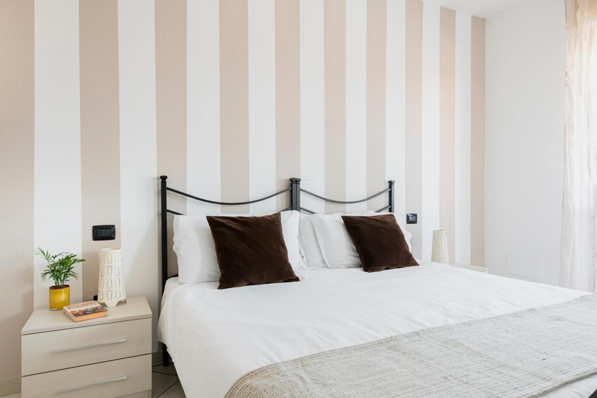Hq Aparthotel Milano Inn - Smart Suites Cinisello Balsamo Exterior foto